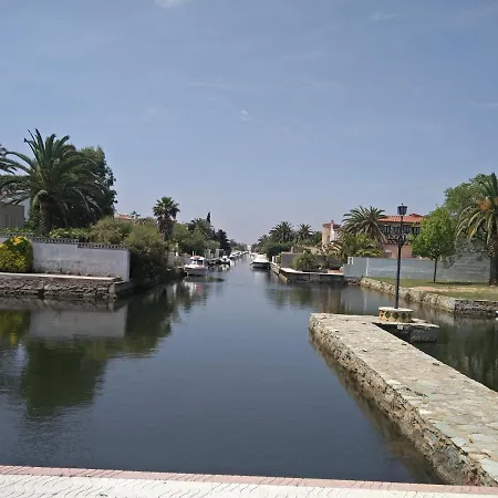 Port La Sardana Empuriarent Empuriabrava Exterior photo